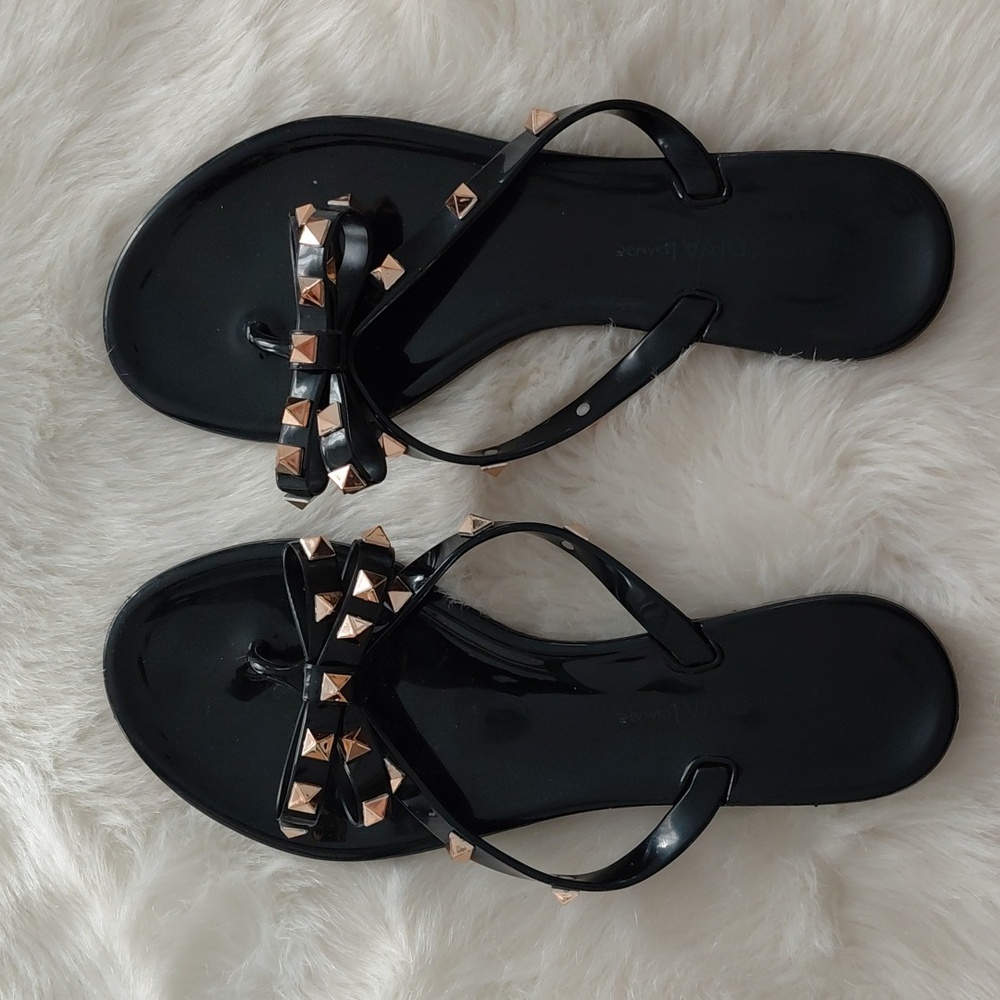 Wild Diva JoJo Black Rubber Jelly Bow Flip-Flops - Picture 5 of 14